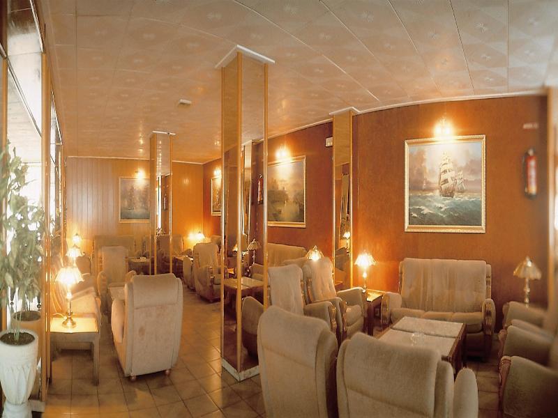 Continental Hotel Калелья Экстерьер фото