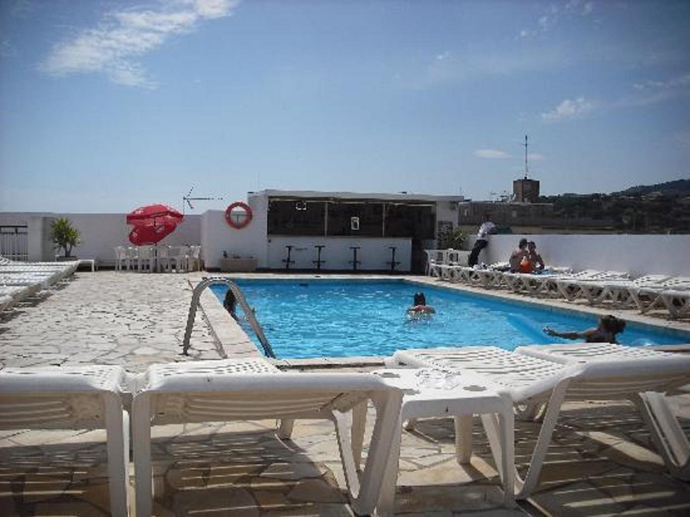 Continental Hotel Калелья Экстерьер фото