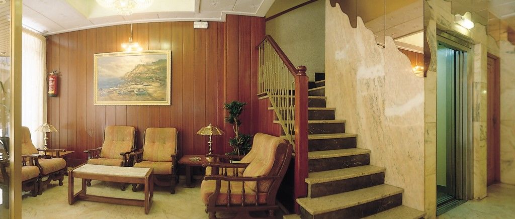 Continental Hotel Калелья Экстерьер фото